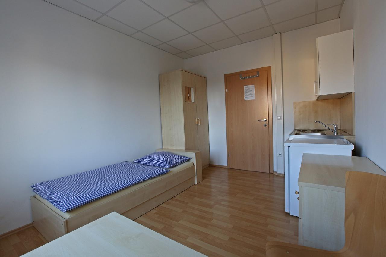 Montagehotel Living@Лінц Екстер'єр фото