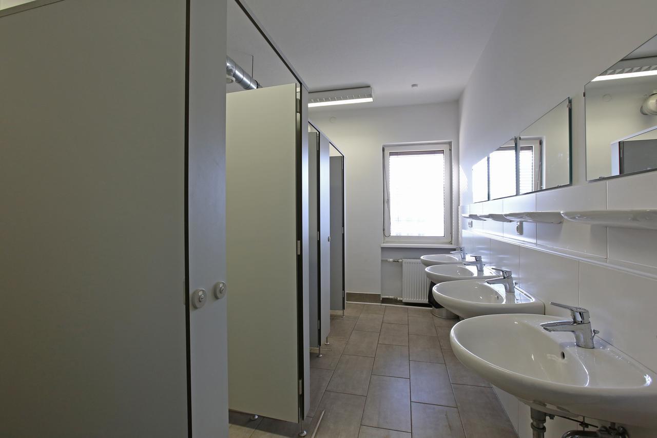 Montagehotel Living@Лінц Екстер'єр фото